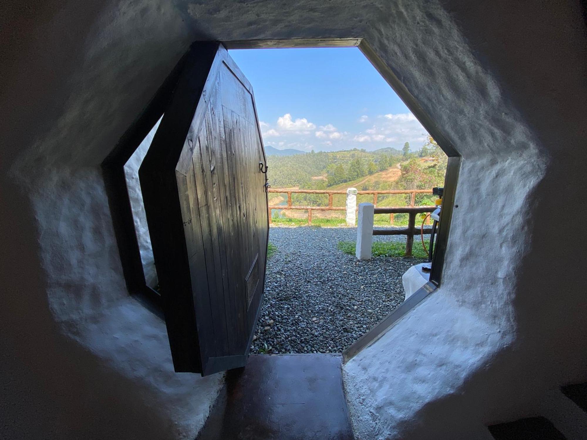 Hobbit Hotel Ecolodge- Guatapé Exteriör bild